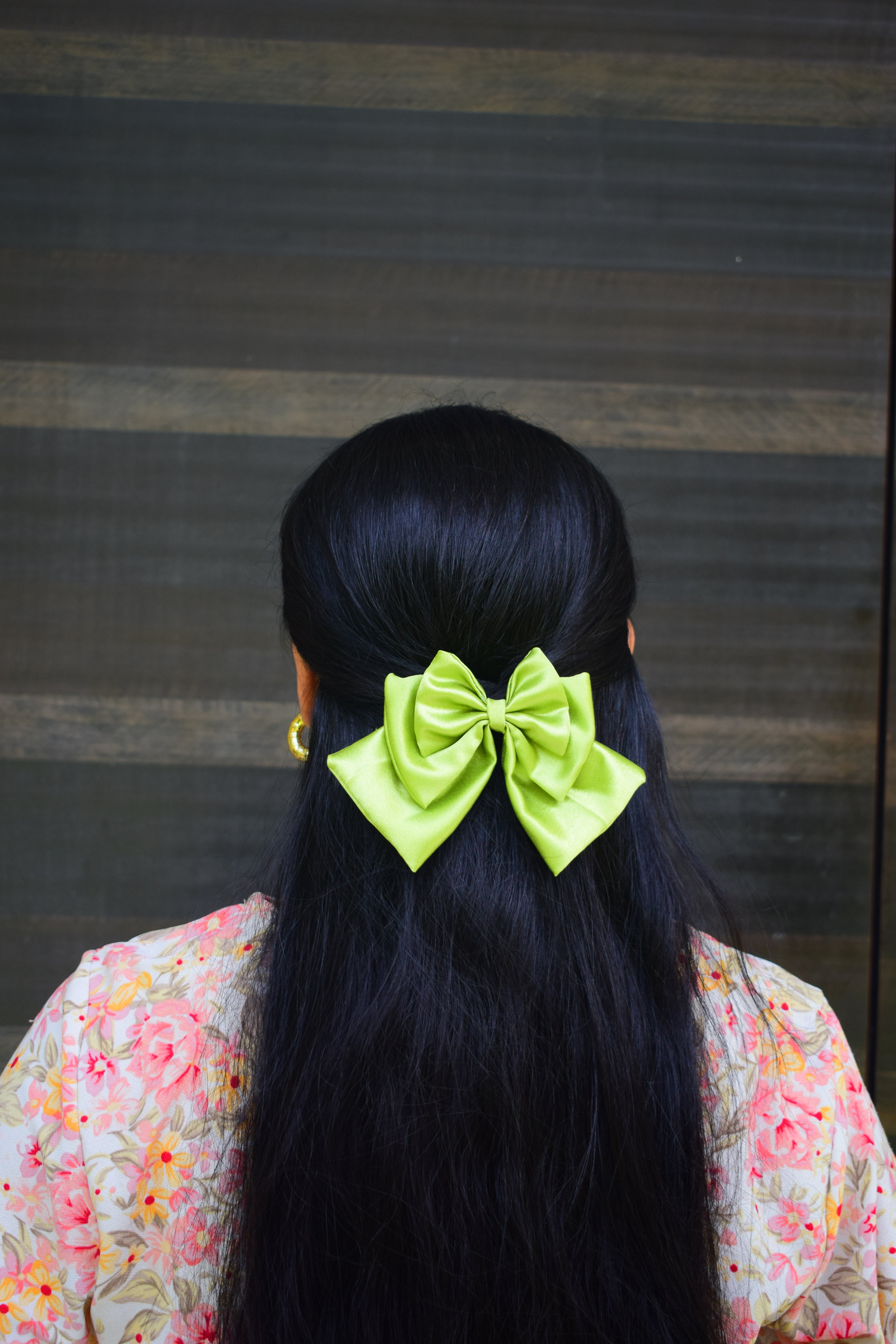 Green Silk Satin Hair Bow – Elegant & Stylish Hair Accessory